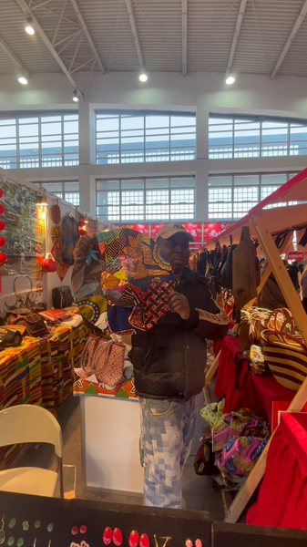 Beijing_s_New_Year_Market_Blends_Tradition_and_Global_Commerce_poster - Khabar Asia Beijing_s_New_Year_Market_Blends_Tradition_and_Global_Commerce video poster