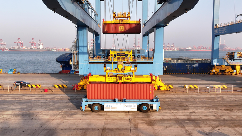 China_Launches_First_Fully_Autonomous_Container_Ship_Operation