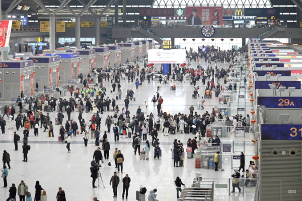 China_s_Spring_Festival_Rush_Blends_Travel_with_Cultural_Heritage video poster