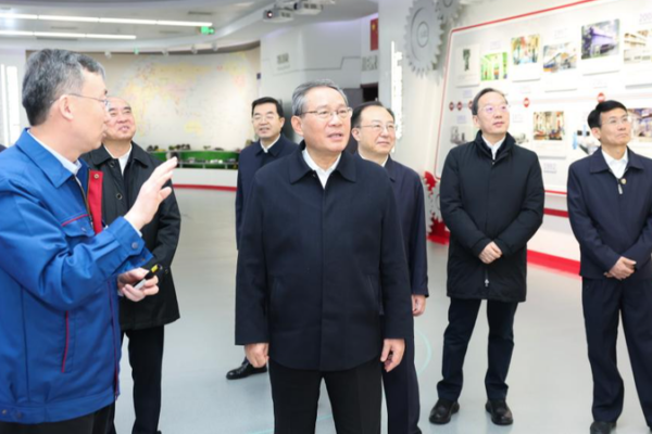 Chinese_Premier_Stresses_Smart_Manufacturing__Green_Energy_in_Shandong_Tour