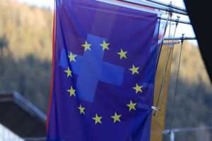 EU_Considers_Tariff_Retaliation_Against_US__Asian_Markets_Watch_Closely