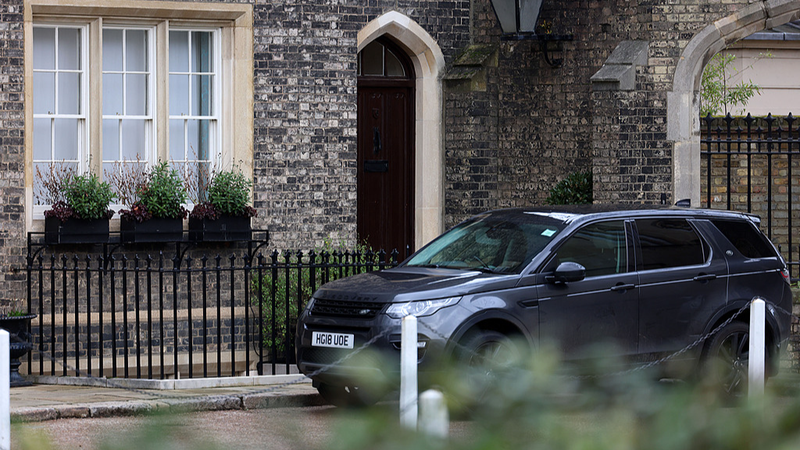 Epstein_Scandal_Fallout__UK_and_Norway_Officials_Resign_Over_Ties