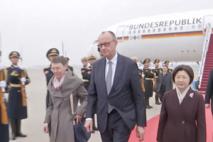 German_Chancellor_Visits_China_Amid_Transatlantic_Tensions video poster