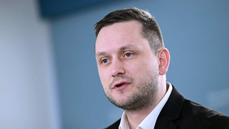 Greenland_Rejects_Trump_s_Hospital_Ship_Proposal__Affirms_Healthcare_Autonomy