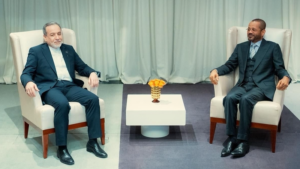 Iran__Oman_FMs_Strategize_Ahead_of_Key_Geneva_Talks_with_U_S_