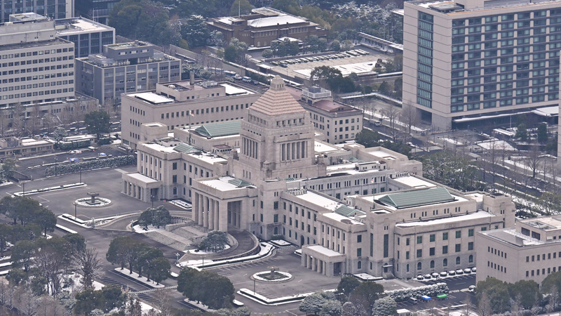 Japan_s_Fiscal_Crossroads__Takaichi_s_Balancing_Act_in_2026 - Khabar Asia Japan_s_Fiscal_Crossroads__Takaichi_s_Balancing_Act_in_2026