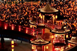 Jiangxi_s_Gexian_Village_Illuminates_Cultural_Tourism_with_Lantern_Spectacle video poster