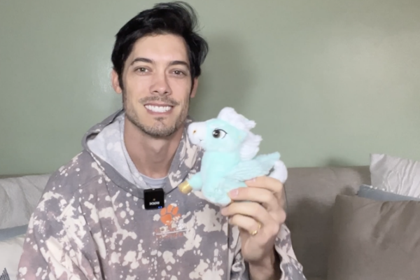 Matthew_Knowles_Reacts_to_2026_Spring_Festival_Gala_Highlights video poster