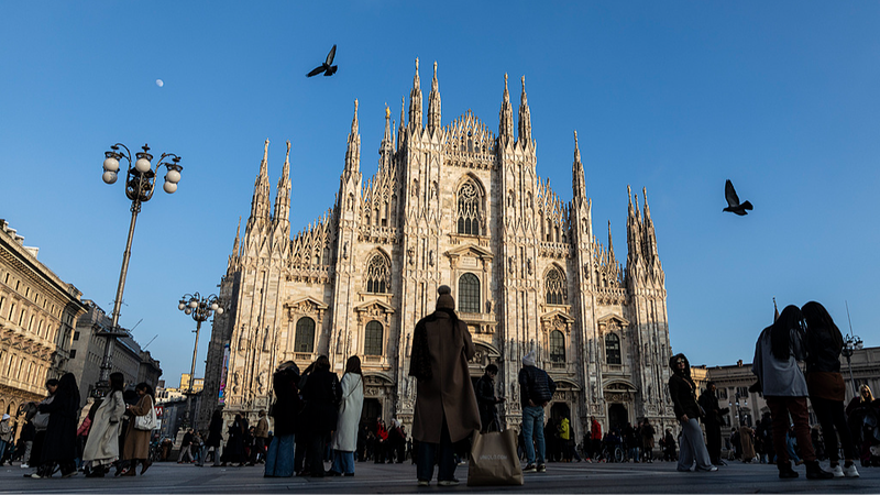 Milan_s_Duomo_Square_Bridges_History_and_2026_Winter_Olympics_Spirit video poster