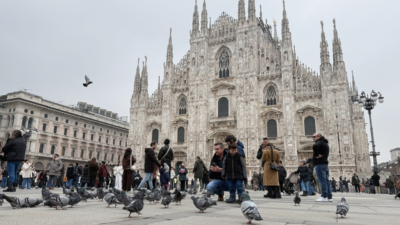 Milan_s_Duomo_Square_Fuses_Heritage_with_Winter_Olympics_Fever_poster - Khabar Asia Milan_s_Duomo_Square_Fuses_Heritage_with_Winter_Olympics_Fever video poster