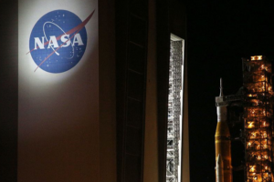 NASA_Delays_Crewed_Moon_Landing_to_2028__Adds_Artemis_III_Mission