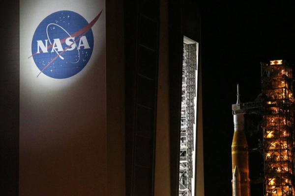 NASA_Delays_Crewed_Moon_Landing_to_2028__Adds_Artemis_III_Mission