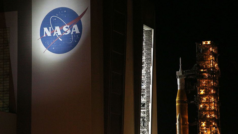 NASA_Delays_Crewed_Moon_Landing_to_2028__Adds_Artemis_III_Mission - Khabar Asia NASA_Delays_Crewed_Moon_Landing_to_2028__Adds_Artemis_III_Mission