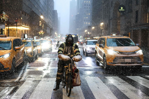 Northeast_U_S__Crippled_by_Historic_Blizzard_as_NYC_Halts_Traffic