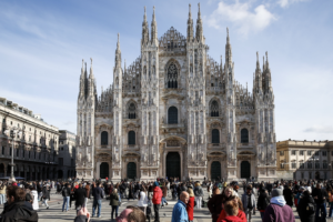 Olympic_Athletes_Draw_Inspiration_from_Milan_s_Duomo_Ahead_of_2026_Winter_Games video poster
