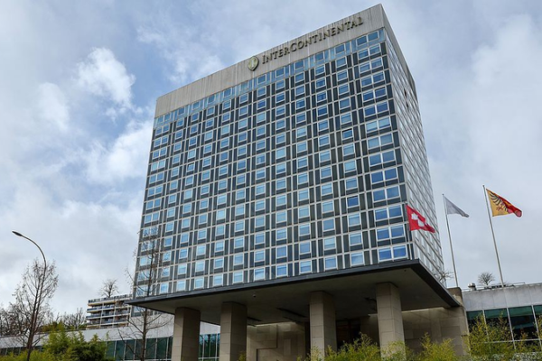 Russia_U_S__Ukraine_Talks_Enter_Critical_Phase_in_Geneva video poster