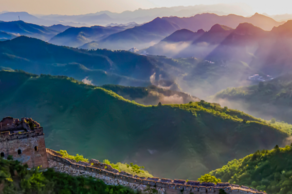 Simatai_Great_Wall__Ming_Era_Majesty_Meets_2026_Spring_Festival_Spotlight video poster