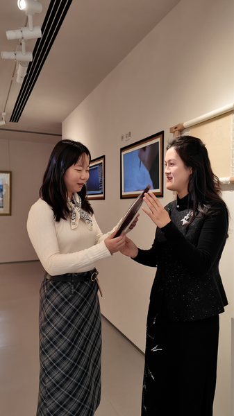 Su_Embroidery__A_Timeless_Craft_Thriving_in_the_AI_Age video poster