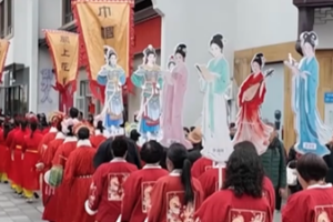 Taibo_Temple_Fair_Merges_Cinema_with_Tradition_in_Jiangsu video poster