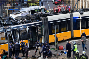 Tram_Derailment_in_Milan_Leaves_1_Dead__20_Injured_During_Fashion_Week