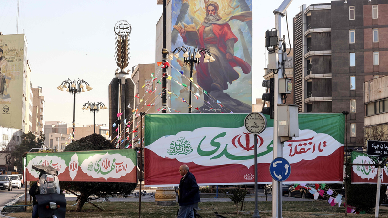 Trump_Claims_Iran_in_Talks_with_US_Amid_Military_Buildup