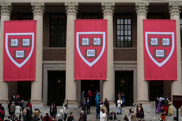 US_Sues_Harvard_Over_Admissions_Probe_Compliance