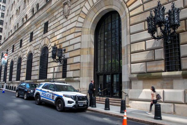 U_S__Tariffs_Cost_Consumers__Businesses_Nearly_90__of_Burden__NY_Fed_Report