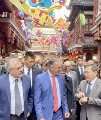 Uruguayan_President_Showcases_Shanghai_Visit__Strengthening_China_Ties video poster