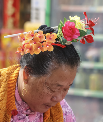 Xunpu_s_Floral_Crowns_Illuminate_Spring_Festival_Traditions_in_Quanzhou video poster