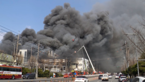 53_Injured_in_South_Korea_Factory_Fire__Rescue_Operations_Ongoing video poster