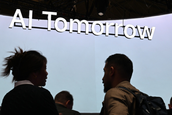 AI_Agents_Redefine_Mobile_Tech_at_MWC_2026__Privacy_and_Power_Shifts_Take_Center_Stage