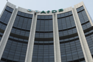 AfDB_Warns_of_Downside_Risks_to_Africa_s_Growth_Amid_Rising_Debt__Global_Tensions video poster