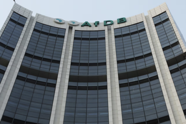 AfDB_Warns_of_Downside_Risks_to_Africa_s_Growth_Amid_Rising_Debt__Global_Tensions video poster