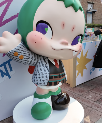 Asia_s_Creative_Renaissance__How_Young_Innovators_Are_Redefining_Art_and_Fashion video poster