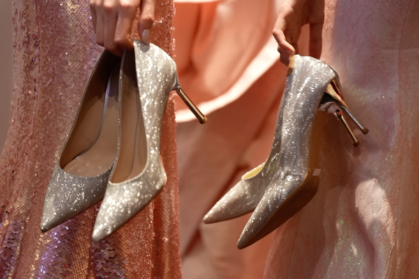 Beijing_Fashion_Week_2026___China_Chic__Dominates_the_Runway_with_Heritage_Reimagined video poster