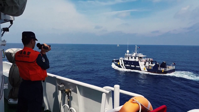 China_Coast_Guard_Expels_Philippine_Vessels_Near_Huangyan_Dao - Khabar Asia China_Coast_Guard_Expels_Philippine_Vessels_Near_Huangyan_Dao