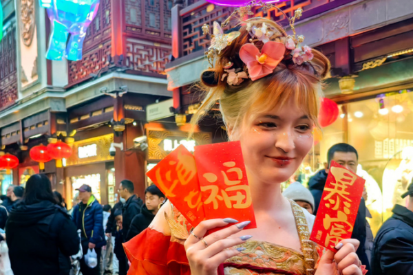 China_Emerges_as_Global_Retail_Powerhouse__Reshaping_Tourism_Trends