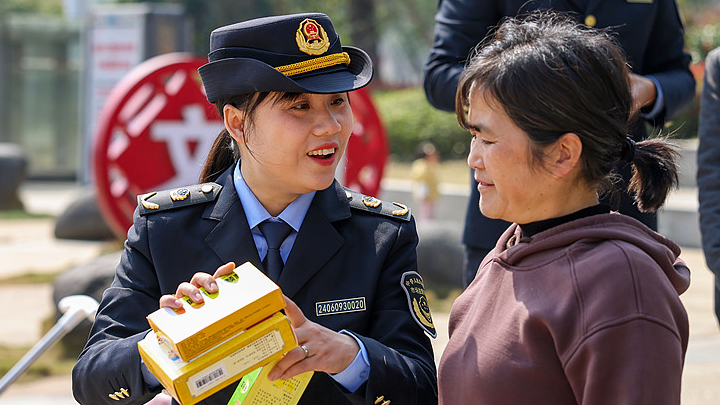 China_Intensifies_Crackdown_on_Counterfeit_Goods_in_2025__Prosecutes_Over_18_000