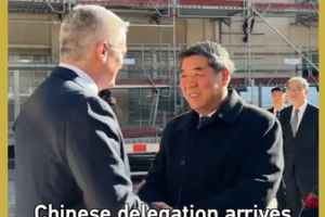 China_US_Trade_Talks_Commence_in_Paris_Amid_Global_Economic_Shifts video poster