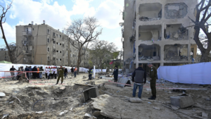 China_Urges_Nationals_to_Evacuate_Israel_Amid_Rising_Security_Threats