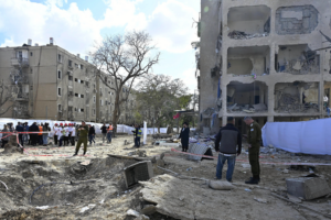 China_Urges_Nationals_to_Evacuate_Israel_Amid_Rising_Security_Threats