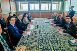 China_Urges_US_to_Foster_Healthy_Trade_Ties__Avoid__Vicious__Competition