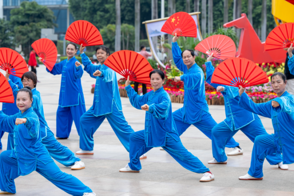 China_s__Silver_Economy__Booms_as_Seniors_Embrace_Travel_and_Tech