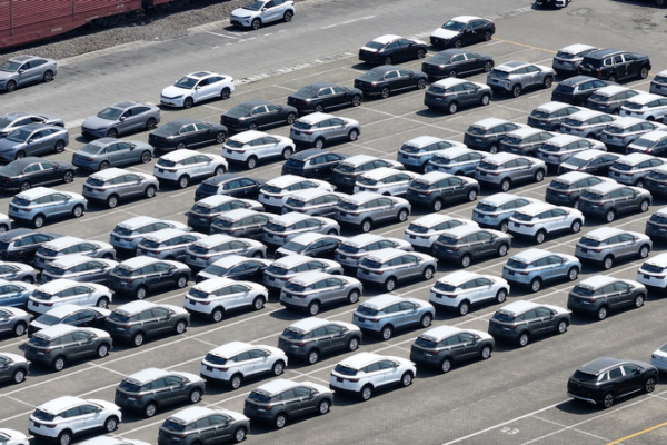 Chinese_EV_Makers_Accelerate_European_Market_Penetration_in_2025