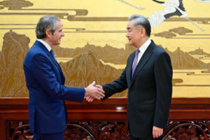 Chinese_FM_Urges_Nuclear_Restraint_Amid_Rising_Global_Tensions