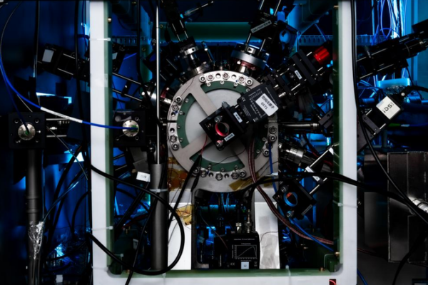 Chinese_Optical_Clock_Achieves_1_Second_Error_Over_30B_Years