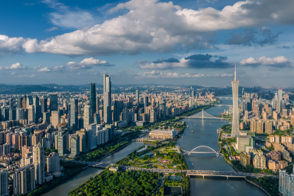 European_Firms_Double_Down_on_China_Amid_Steady_2025_Growth