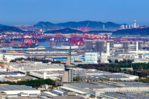 Experts_Outline_Strategies_to_Sustain_China_s_Economic_Momentum_in_2026