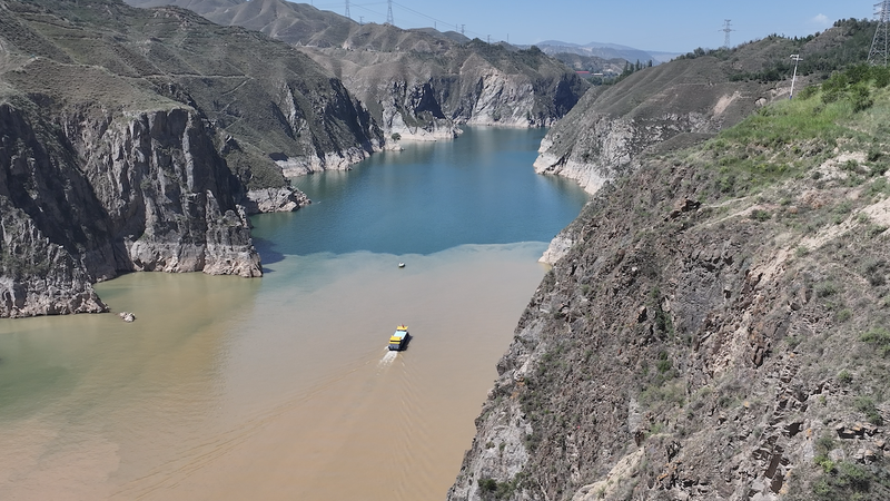 Gansu_s__Two_Flavor_Hot_Pot__Rivers_Showcase_Ecological_Success video poster