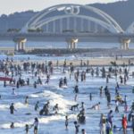 Hainan_Tourism_Booms_100_Days_After_Customs_Policy_Launch video poster